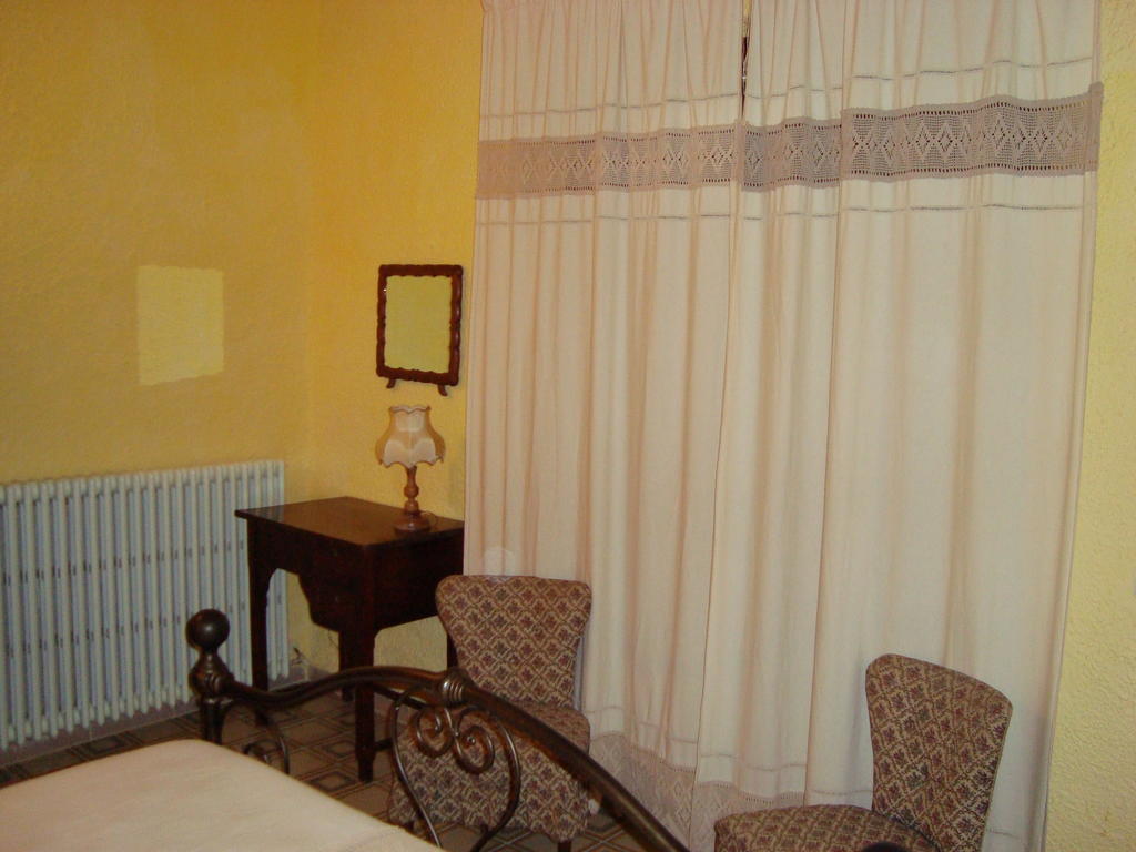 Poggio San Giacomo Baschi Camera foto