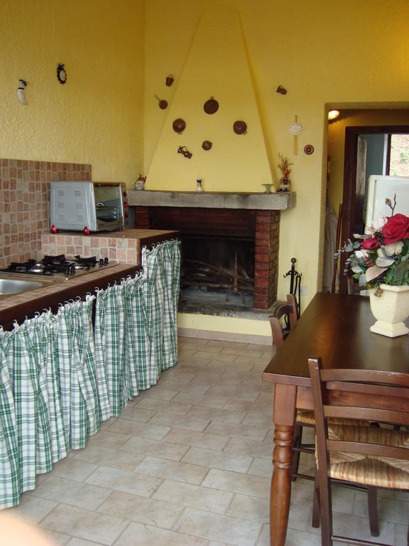 Poggio San Giacomo Baschi Camera foto