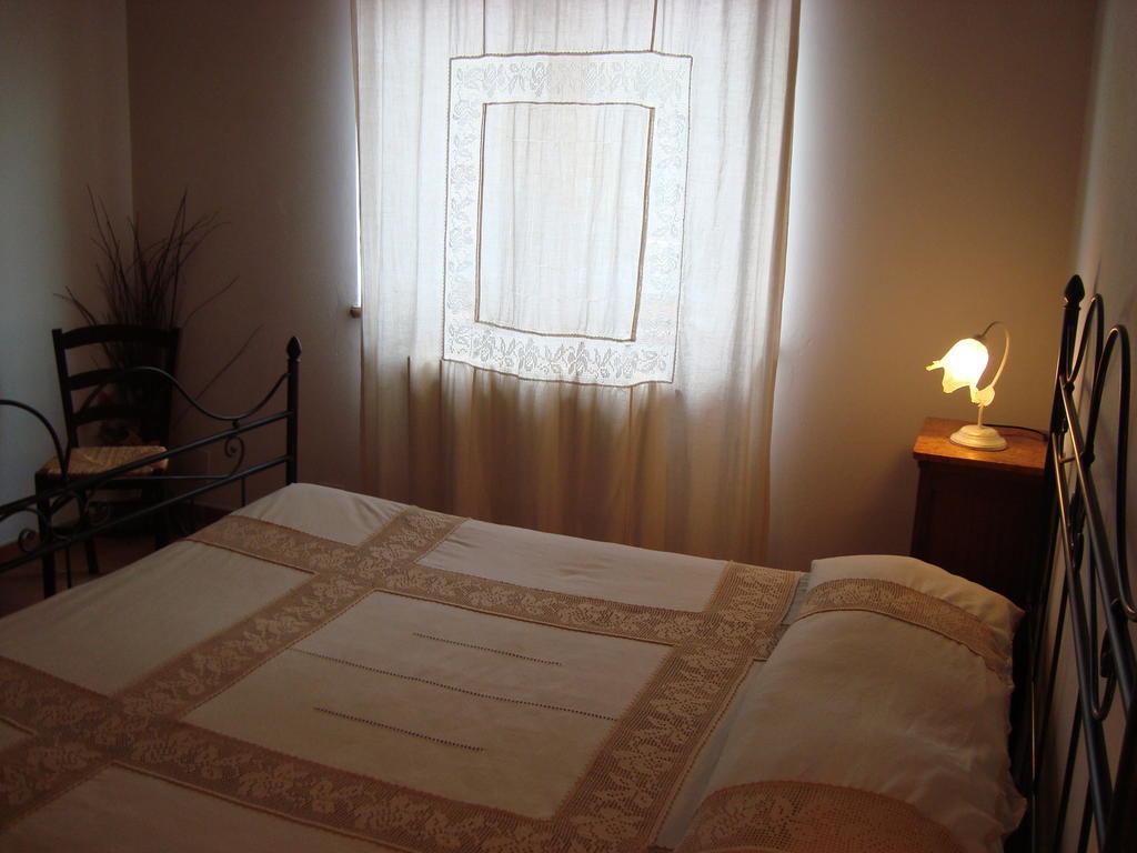 Poggio San Giacomo Baschi Camera foto