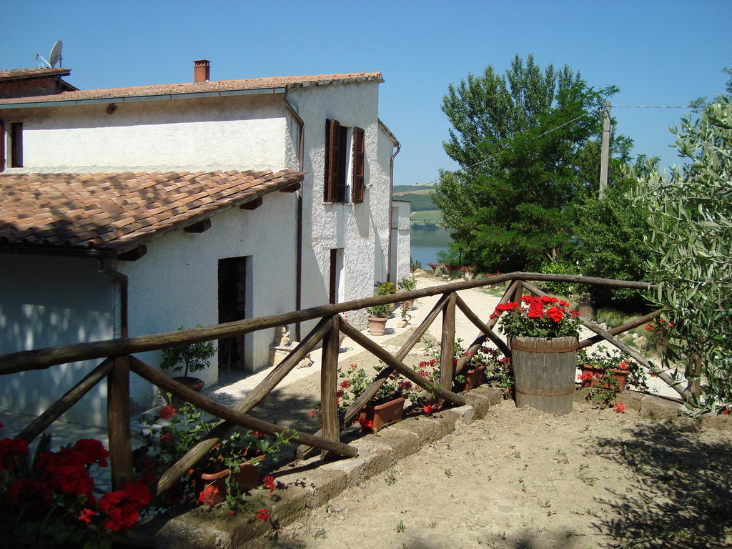Poggio San Giacomo Baschi Esterno foto